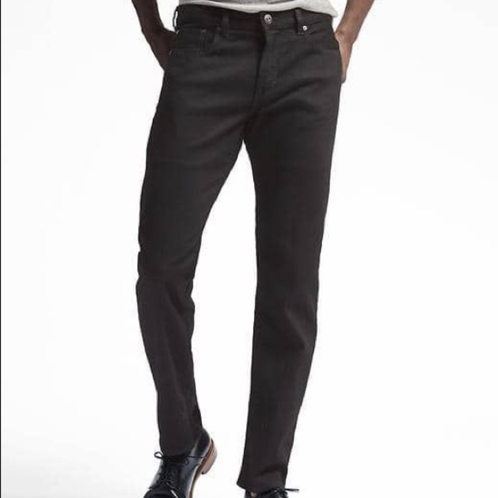 Brand New Banana Republic Men’s Athletic Jeans